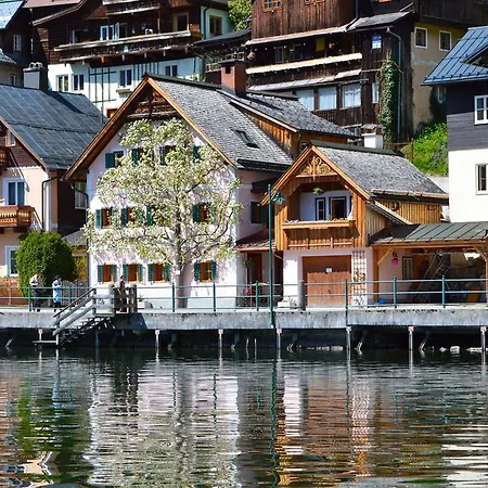 Luise Hallstatt
